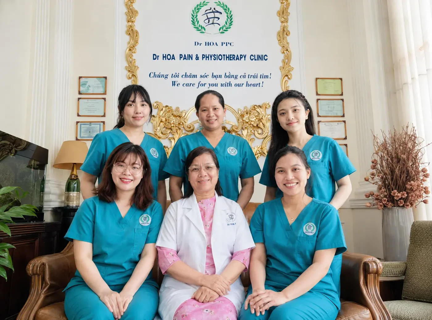BS. Thái Thị Hoa cùng đội ngũ KTV & điều dưỡng Dr HOA PPC